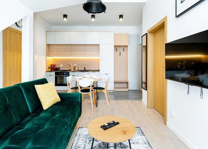 Osada, Sun & Snow * 斯克拉斯卡波伦巴